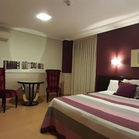 Hostal El Lechuguero Cascante Buitenkant foto