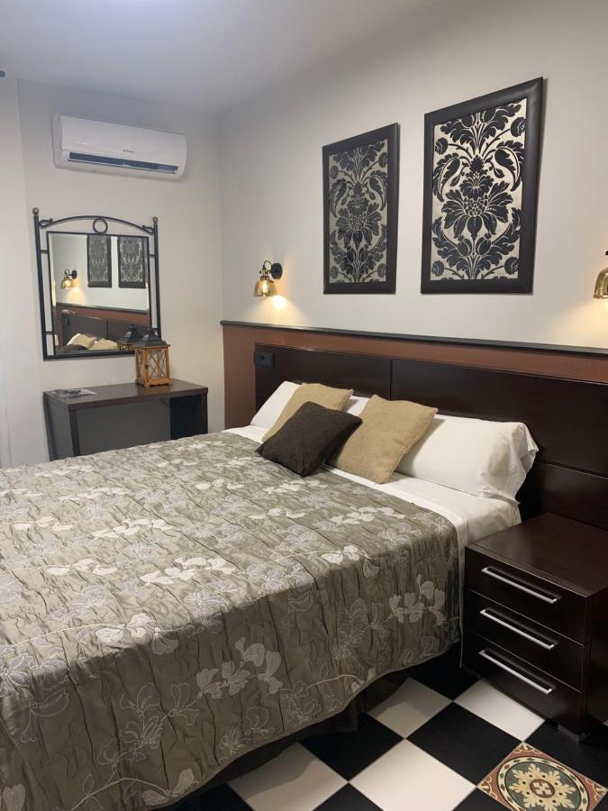 Hostal El Lechuguero Cascante Buitenkant foto