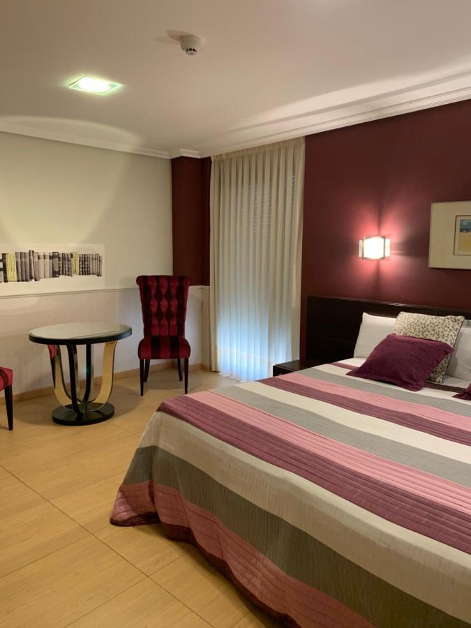 Hostal El Lechuguero Cascante Buitenkant foto