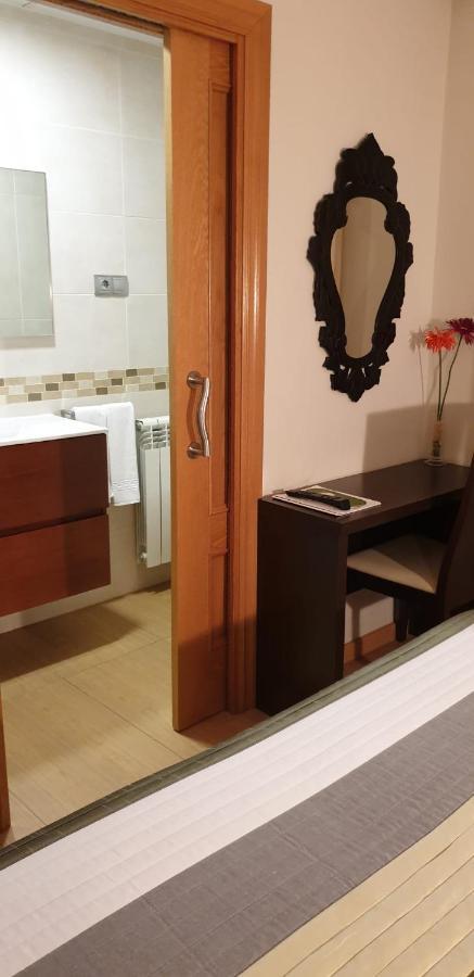 Hostal El Lechuguero Cascante Buitenkant foto