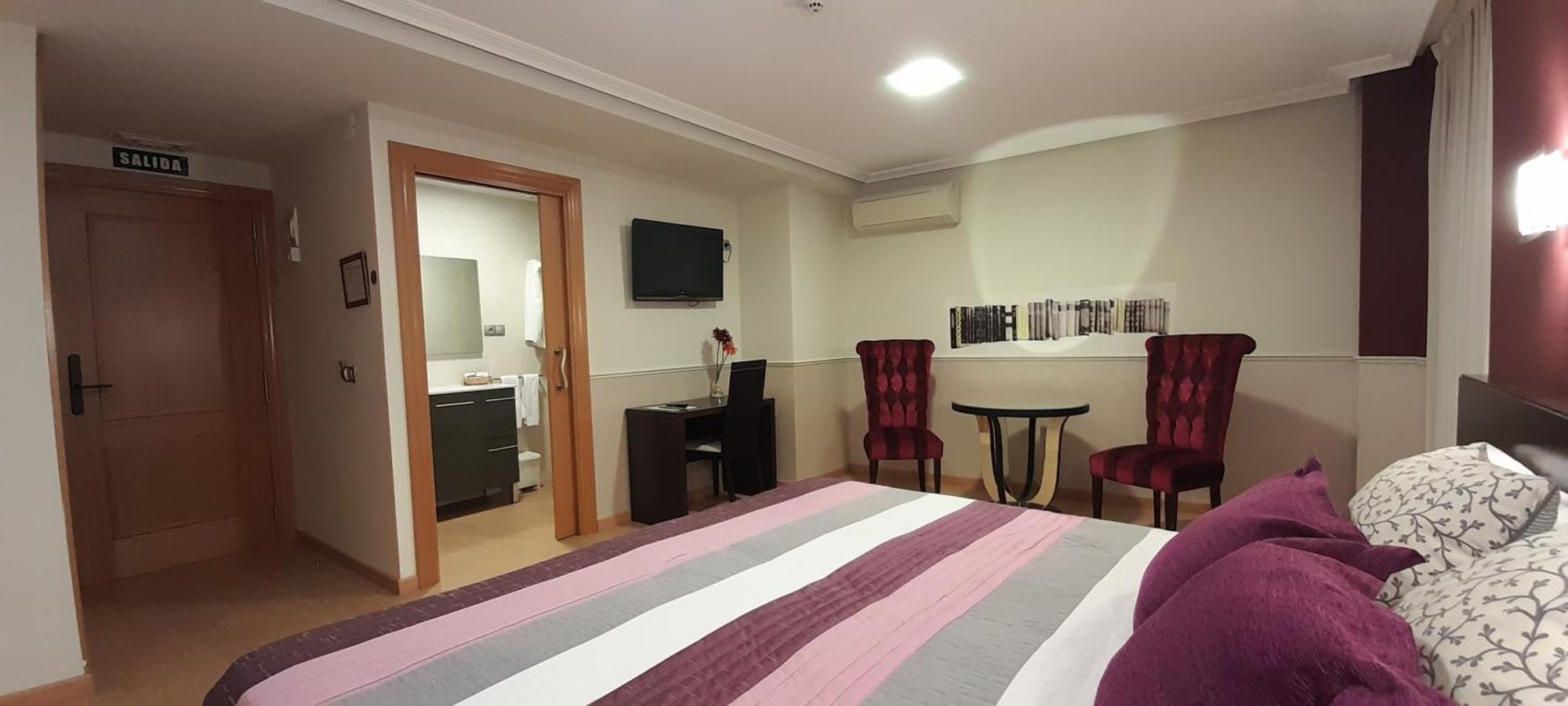 Hostal El Lechuguero Cascante Buitenkant foto