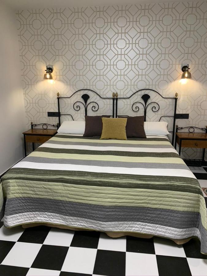 Hostal El Lechuguero Cascante Buitenkant foto